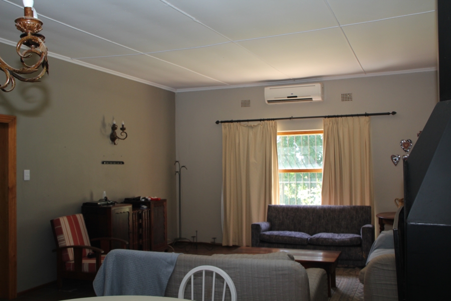 4 Bedroom Property for Sale in Porterville Western Cape